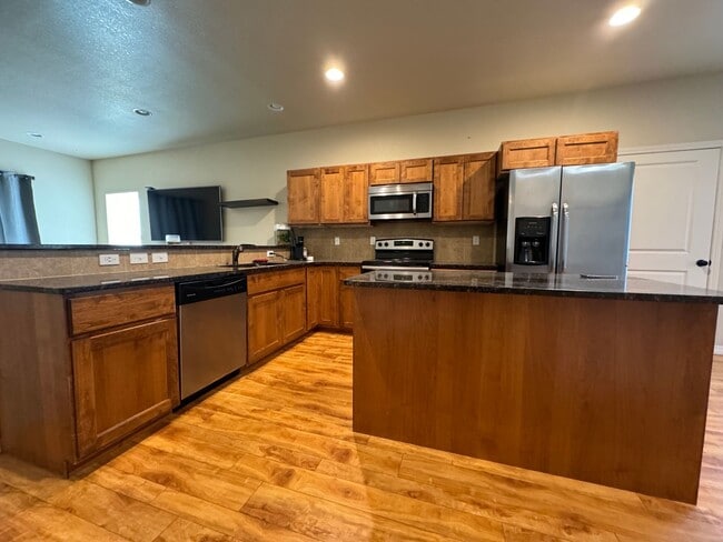 Photo - Beautiful 3 Bed 2 Bath home in Ridgen Farm.