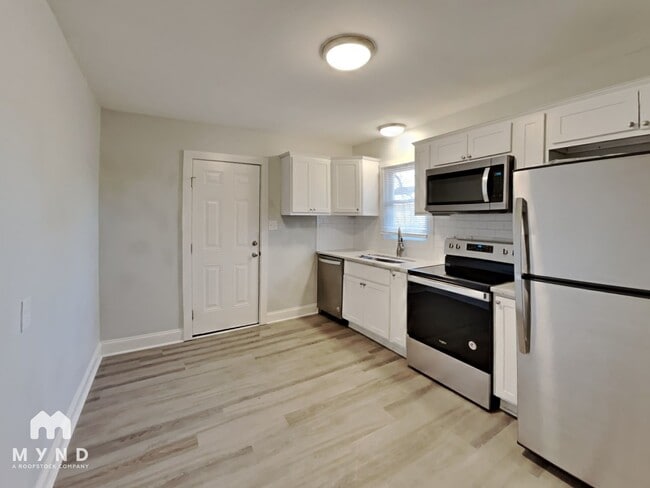 Photo - 2813 S Roxboro St