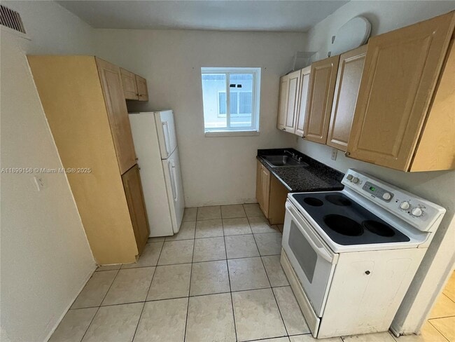 Photo - 1021 NW 3rd St Unit 207