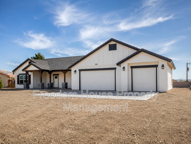 Photo - 641 Intrepid St