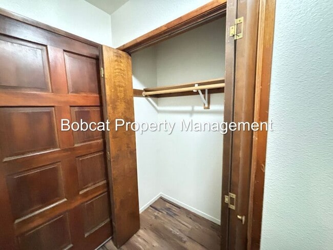 Photo - 1516 South Ct Unidad A