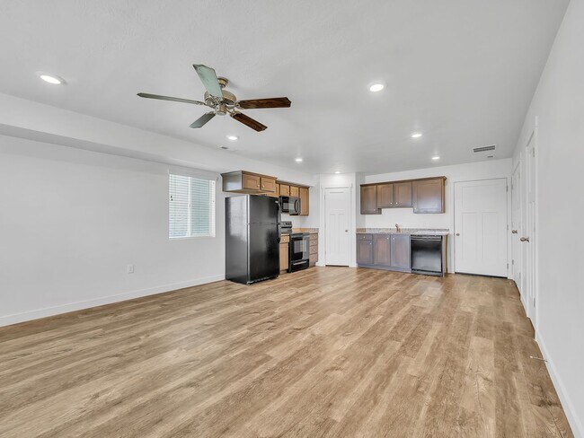 Photo - Herriman 3 Bedroom Townhouse Ready to be Called Home! Unidad 14844