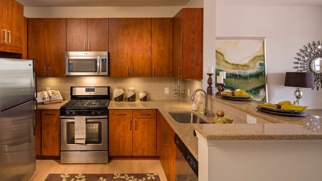 Building Photo - Reveal Hackensack Rental