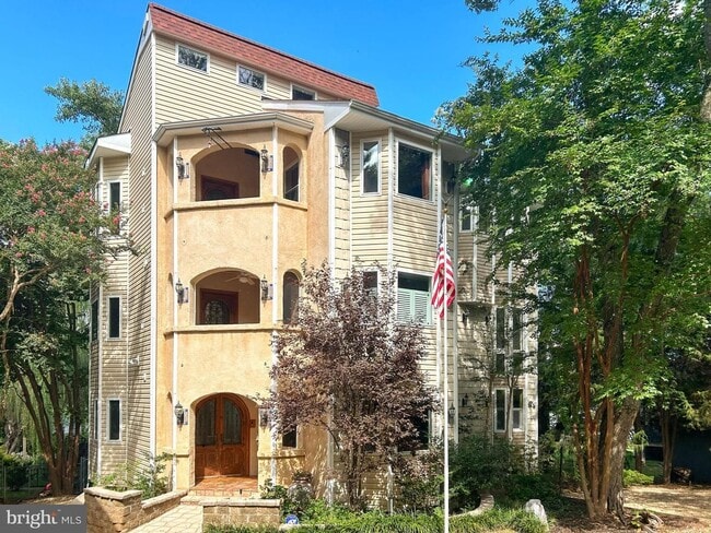 Building Photo - Potomac View Rental