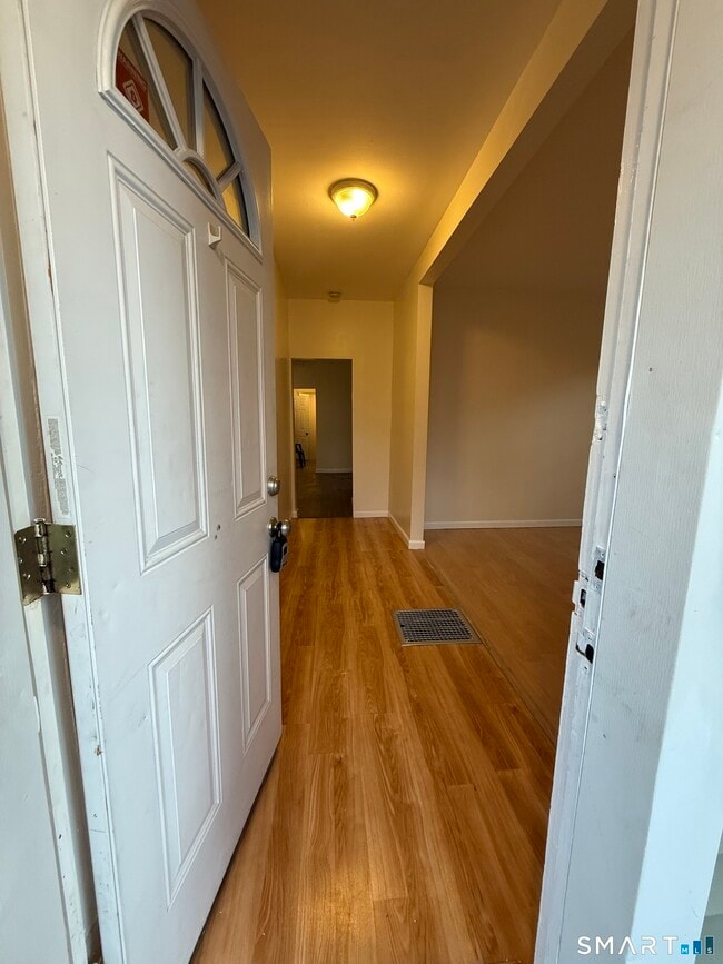 Photo - 180 5th St Unit 1