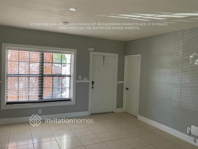 Photo - 15321 NE 10th Ave