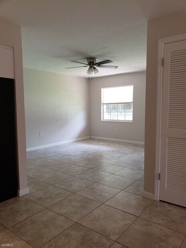 3 br, 1 bath House 420 Southeast 4th Avenue Rental House Rental in