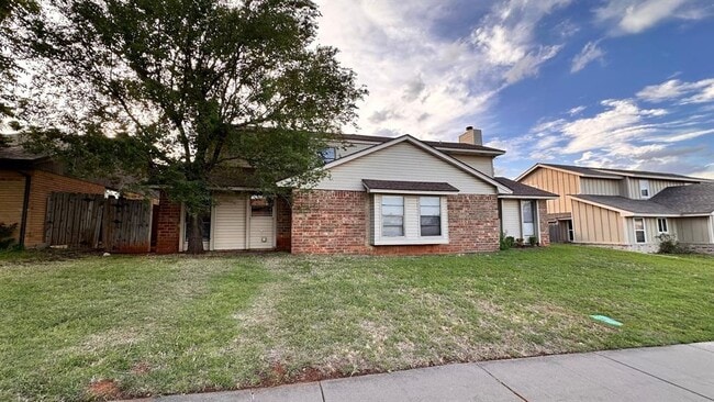 Building Photo - 6715 Lyrewood Ln