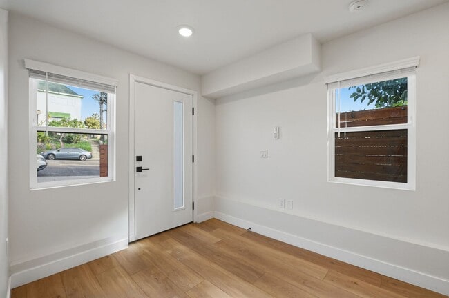 Photo - 2735 Broadway-5 Unit 5