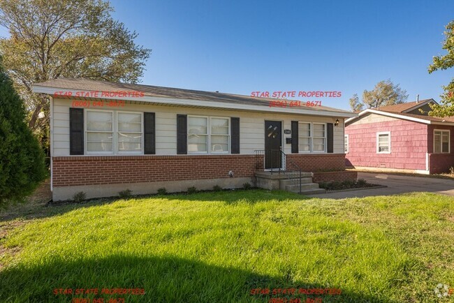 Building Photo - 2103 N Marrs St Unit 2103 N Marrs (Front) Rental