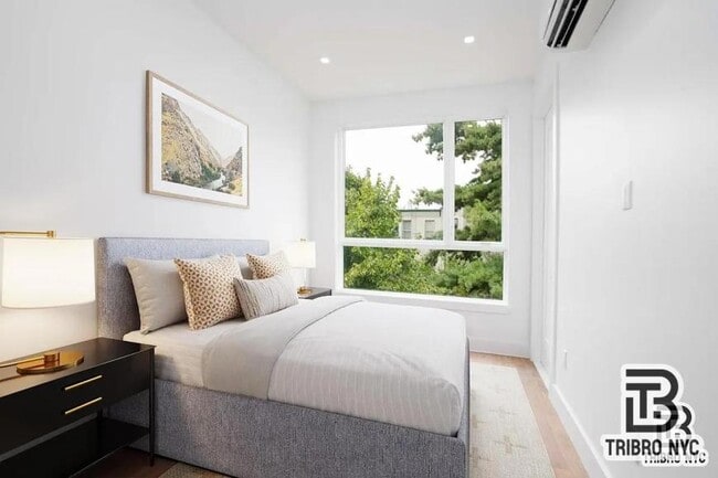 Photo - 20 bedroom in Brooklyn NY 11206 Unit 2R