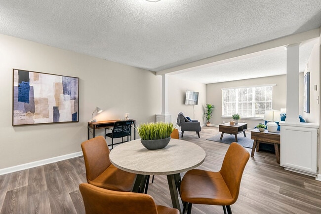 Photo - 987 Collier Rd NW Unidad ID1388425P