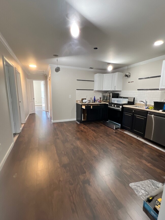 245 Washington St Unit 1