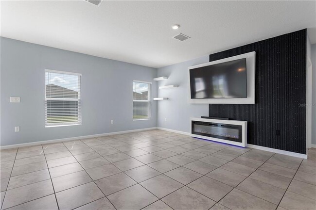 Photo - 1582 Finnigan Cir