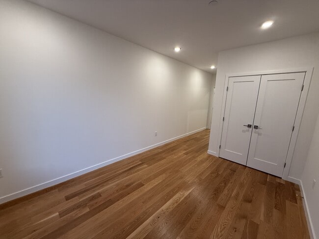 Photo - 267 Old Colony Ave