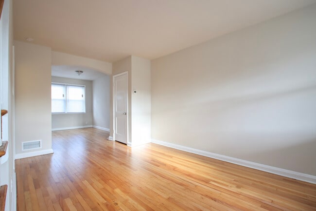 Photo - 6816 Eastbrook Ave