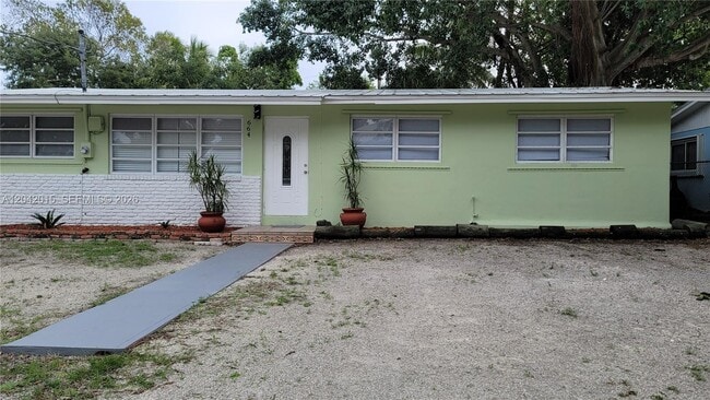 Photo - 664 Colson Dr