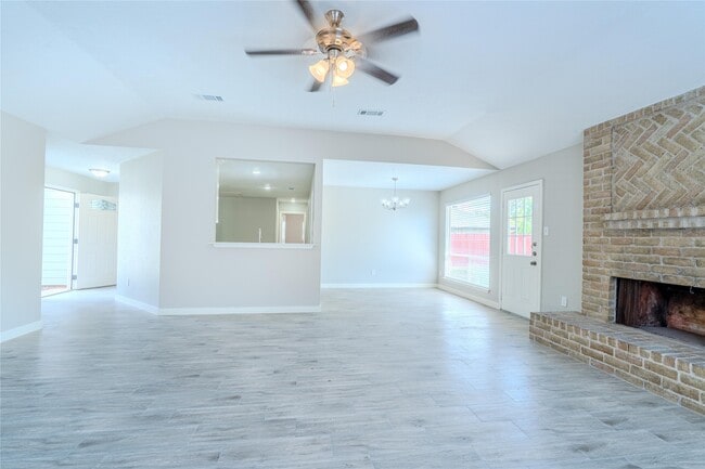 Photo - 2714 Flintrock Cir