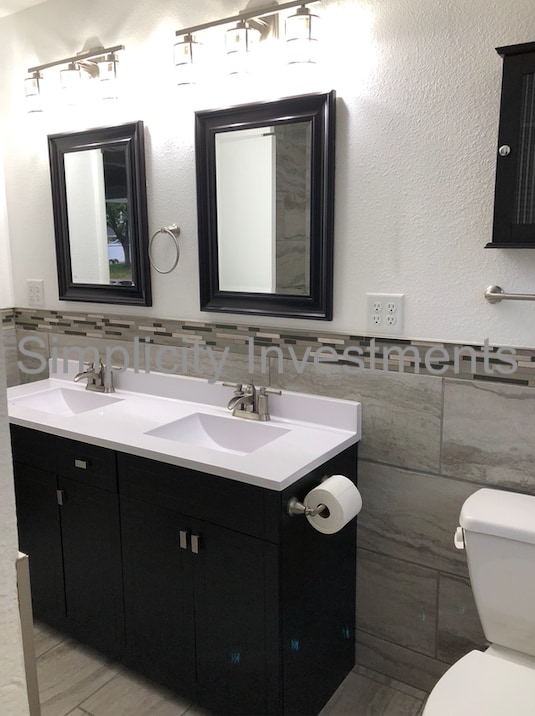 Photo - 707 25th St SE