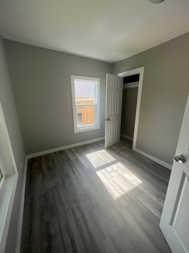 Photo - 1 bedroom/1 bathroom house