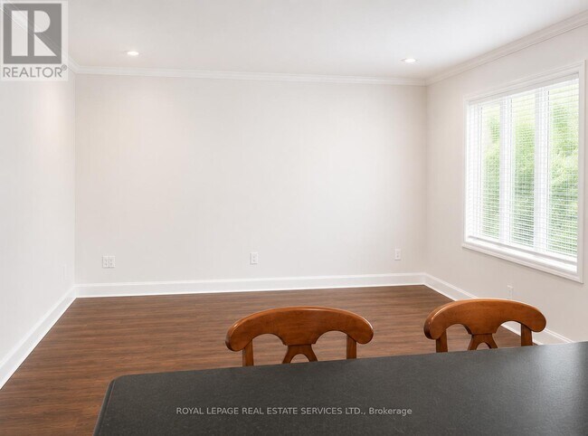 Photo - 132 Elmwood Rd