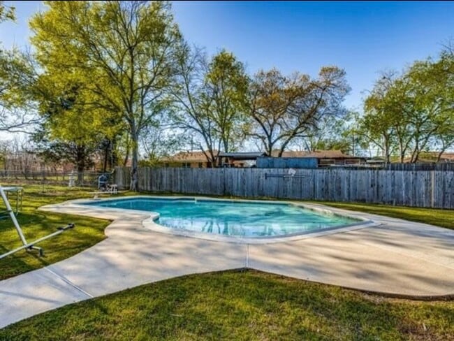 Photo - 7120 Sorenson Cir