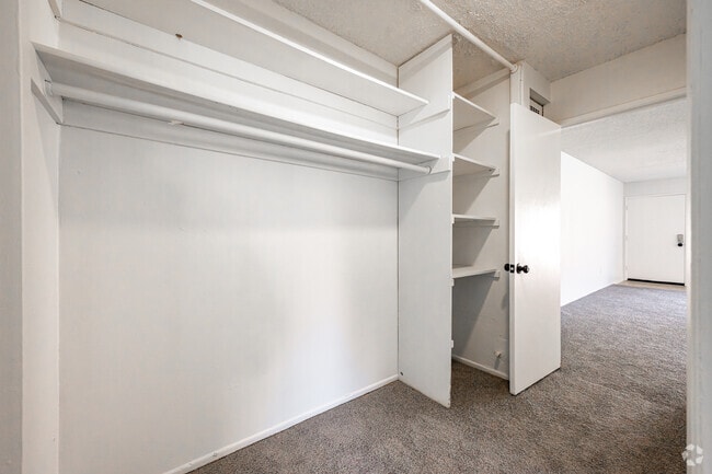 2BR, 1BA - 620SF - Hallway/Secondary Bedroom Closet