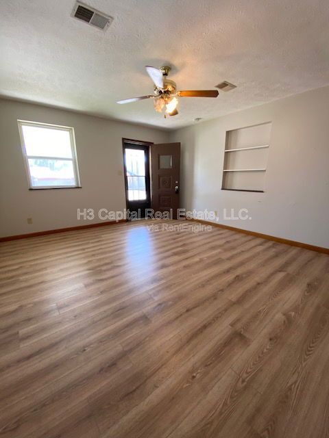 Photo - 2011 Harris Unit C