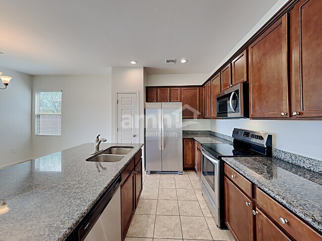 Photo - 1139 E Madera Grove Ln