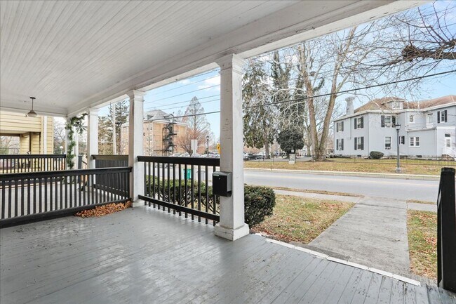 Photo - 1052 Edgar Ave Unit 1052 Edgar Ave