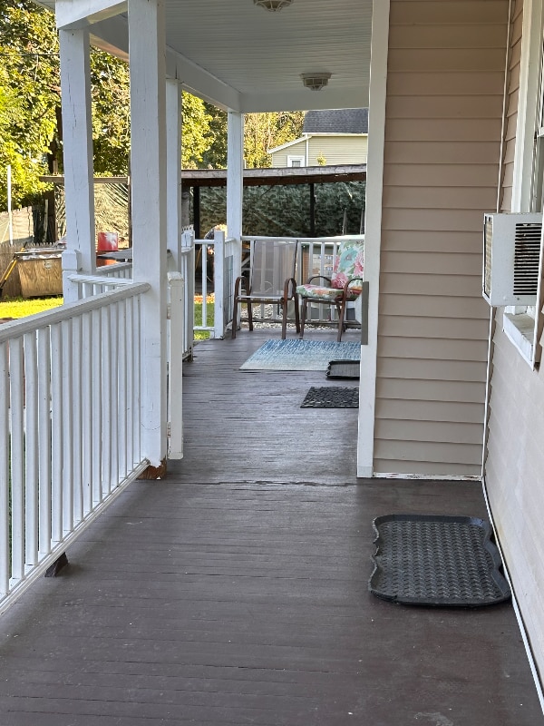 Photo - 676 Hampden St