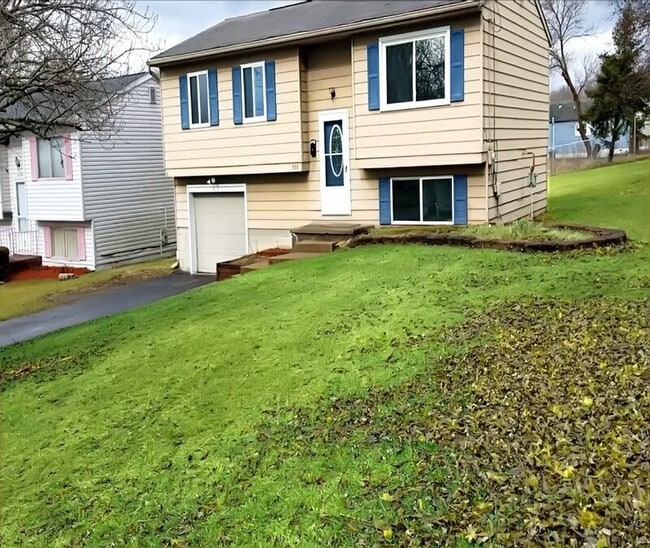 Photo - 536 Hyatt Ave