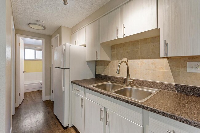 Photo - South Washington St Apts