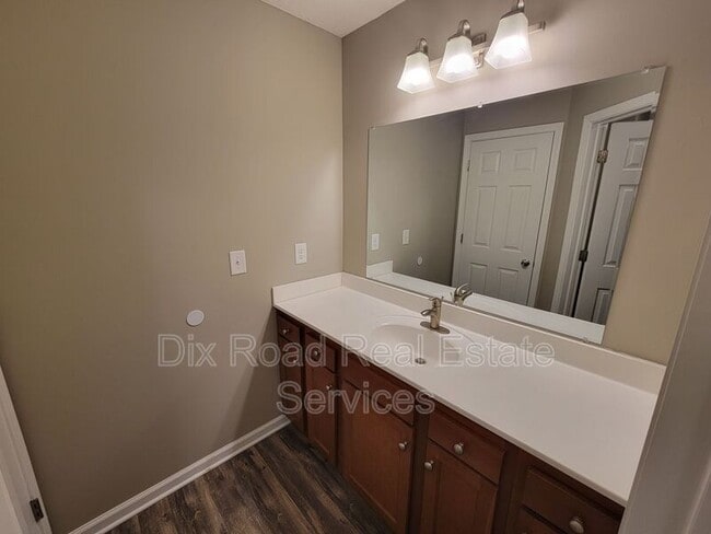 Photo - 2520 Foxcove Ct