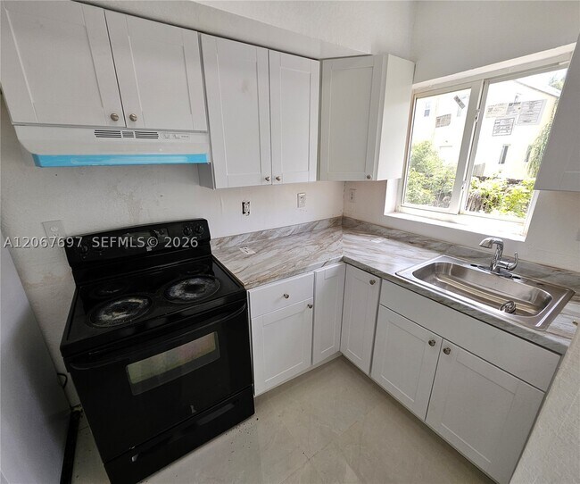 Photo - 450 NW 84th St