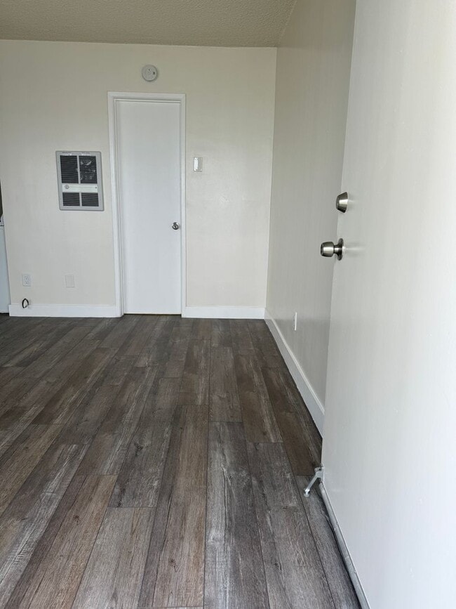 Photo - 13637 Cordary Ave