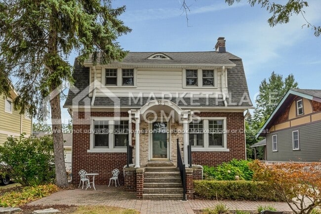 Photo - 509 S Pleasant St