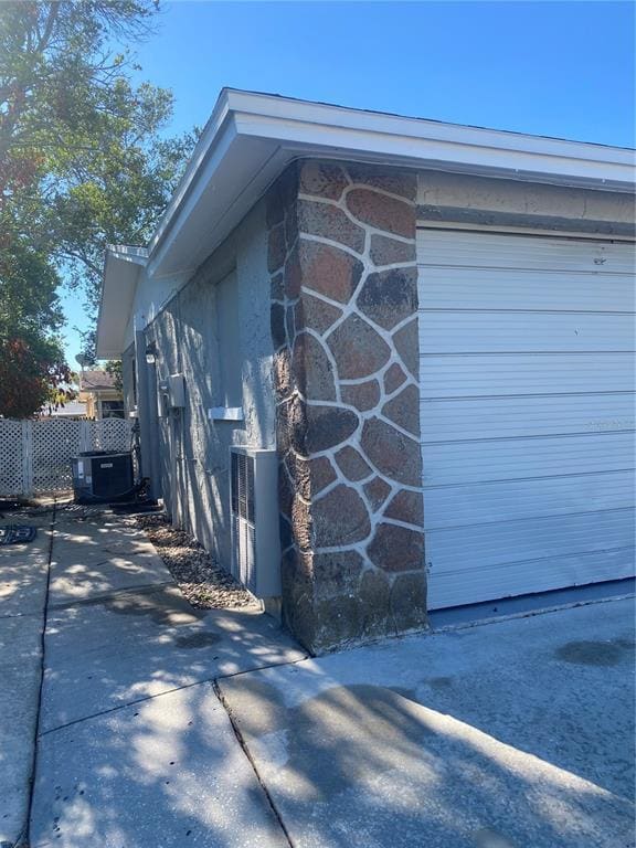 Photo - 7540 Venice Dr