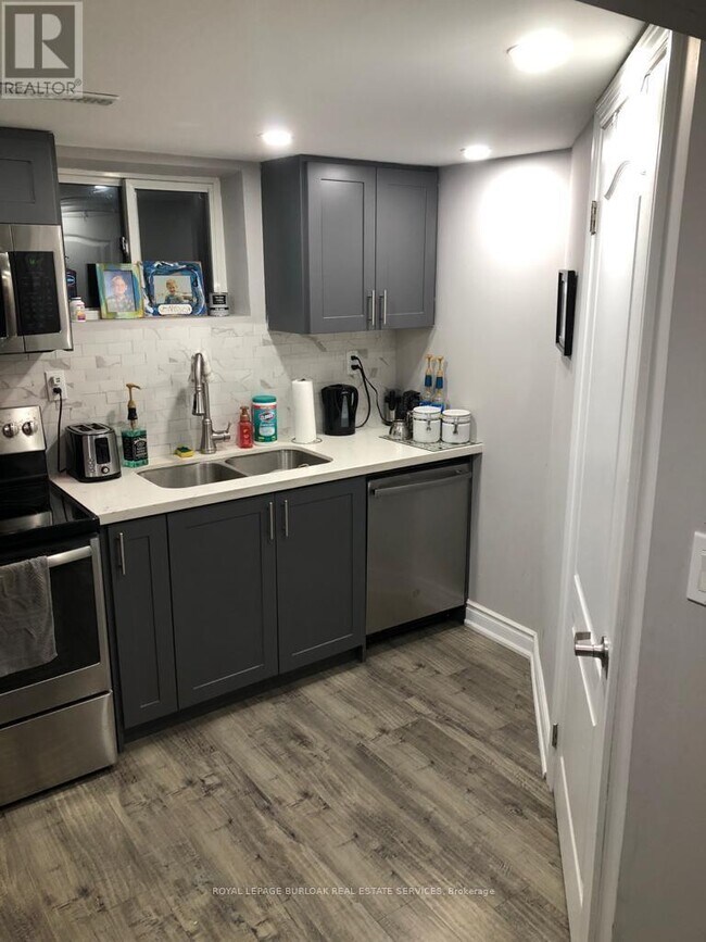 Photo - 15 Michael Ave