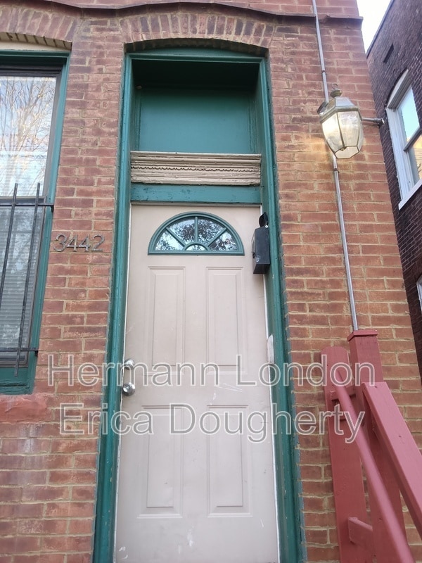Photo - 3442 S Jefferson Ave Unidad 1F Rental