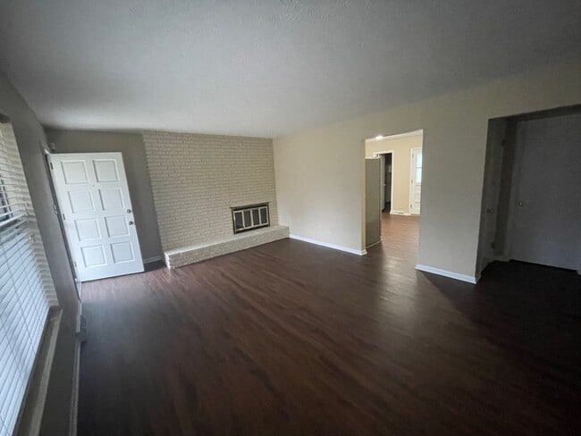 Photo - 11620 S Williamsburg Dr