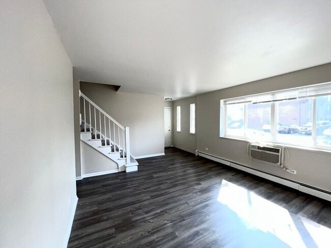 Photo - 320 N Harvard Ave Unit E