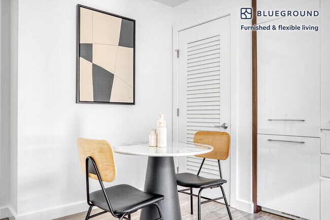 Photo - 39 Tehama St Unit FL4-ID782