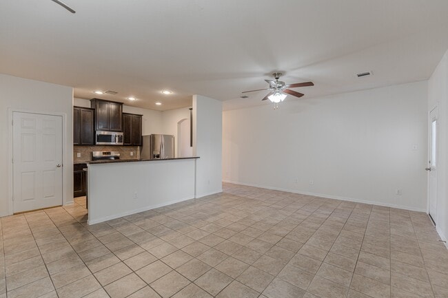 Photo - 13527 Vista De Oro St