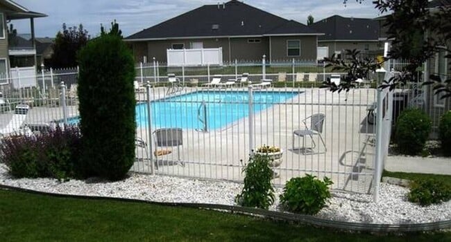 Photo - 614 Windemere Dr Unit 104