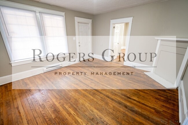 Photo - #391*** - 816-818 Nicholas St Duplex Unit 816 Nicholas St