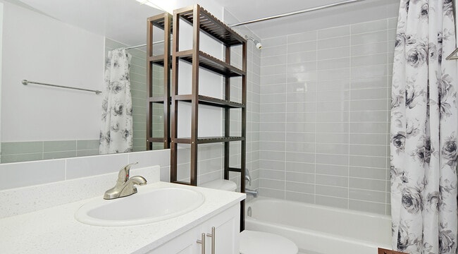 Shannon Tower - Shannon Tower Unit 00105