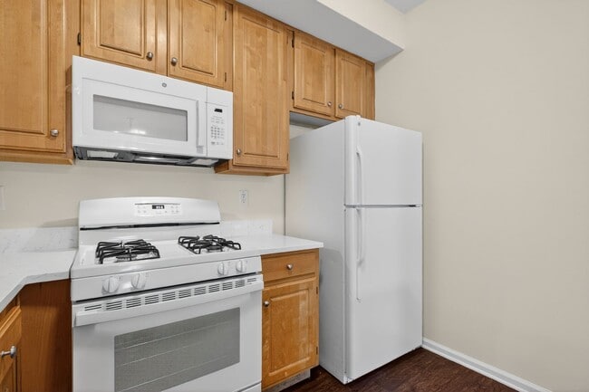 The Apartments At Weatherby