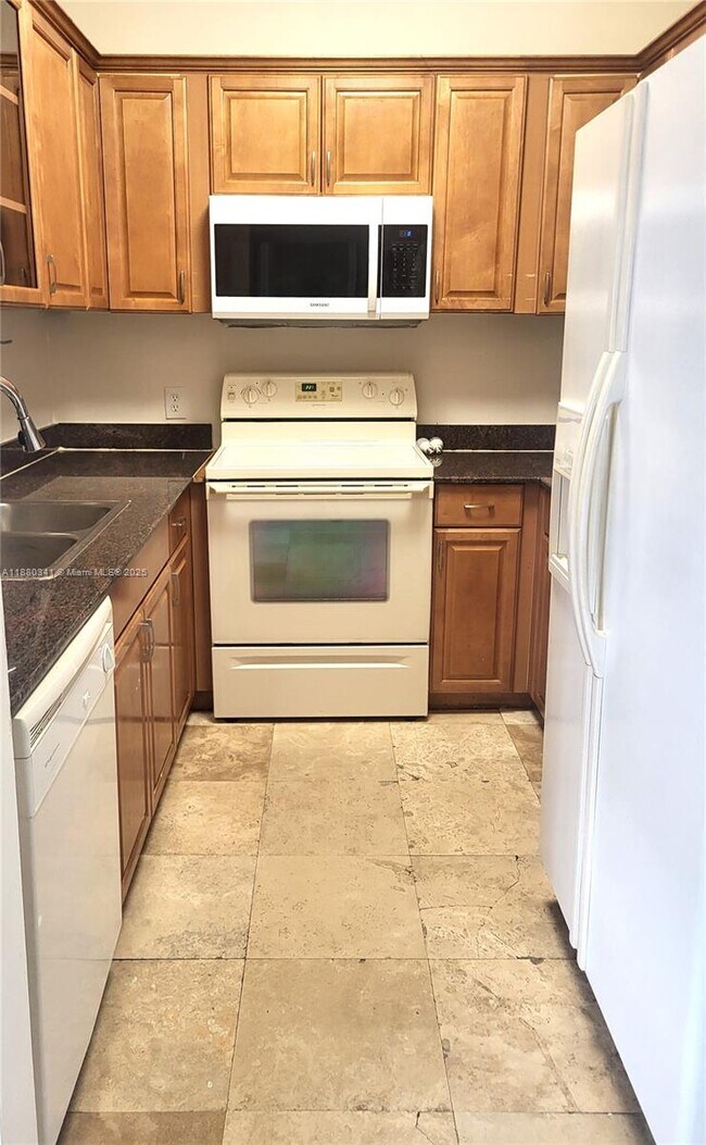 Photo - 1016 71st St Unit 203