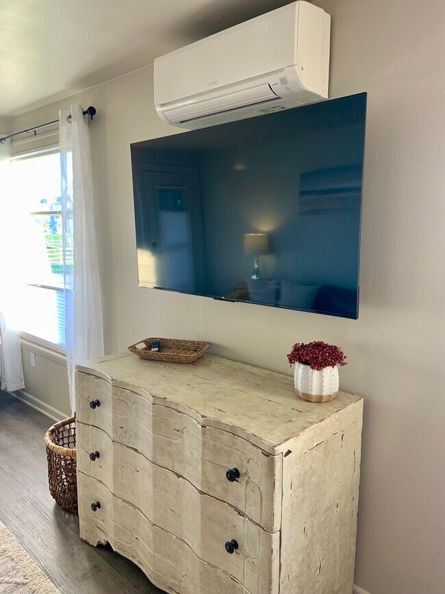 Photo - 1630 Chestnut Street Unit #A Chestnut,LLC